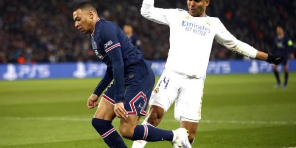 乐鱼最新网站-【前瞻】皇马典礼中场被拆，安帅有何招数翻盘巴黎？