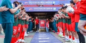 乐鱼中国官方网-河南俱乐部酒祖杜康3-1青岛海牛 马亚、钟义浩、阿奇姆彭分别建功