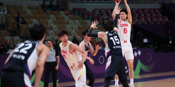 韩国队三分24中3！中国男篮肉搏消耗拉满硬度 内线优势支配矮人群