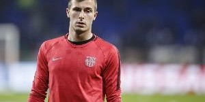 乐鱼最新网站-每体：巴萨准备续约+外租佩尼亚，协议包含强制买断条款