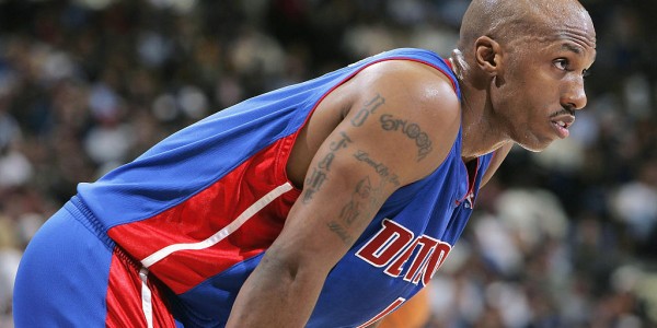 乐鱼最新登录入口-铁林：若活塞退役比卢普斯的球衣 那也要退役普林斯和汉密尔顿的