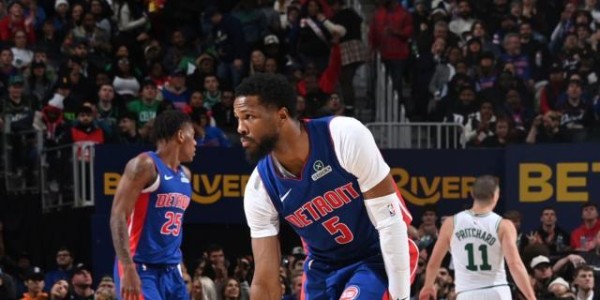 头号黑马赢绿军夺8连胜：湖人弃子辅佐状元变身