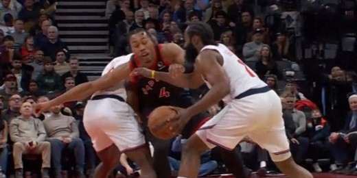 关键球！邓恩掩护撞到巴恩斯&amp;amp;裁判吹掩护犯规 快船挑战失败